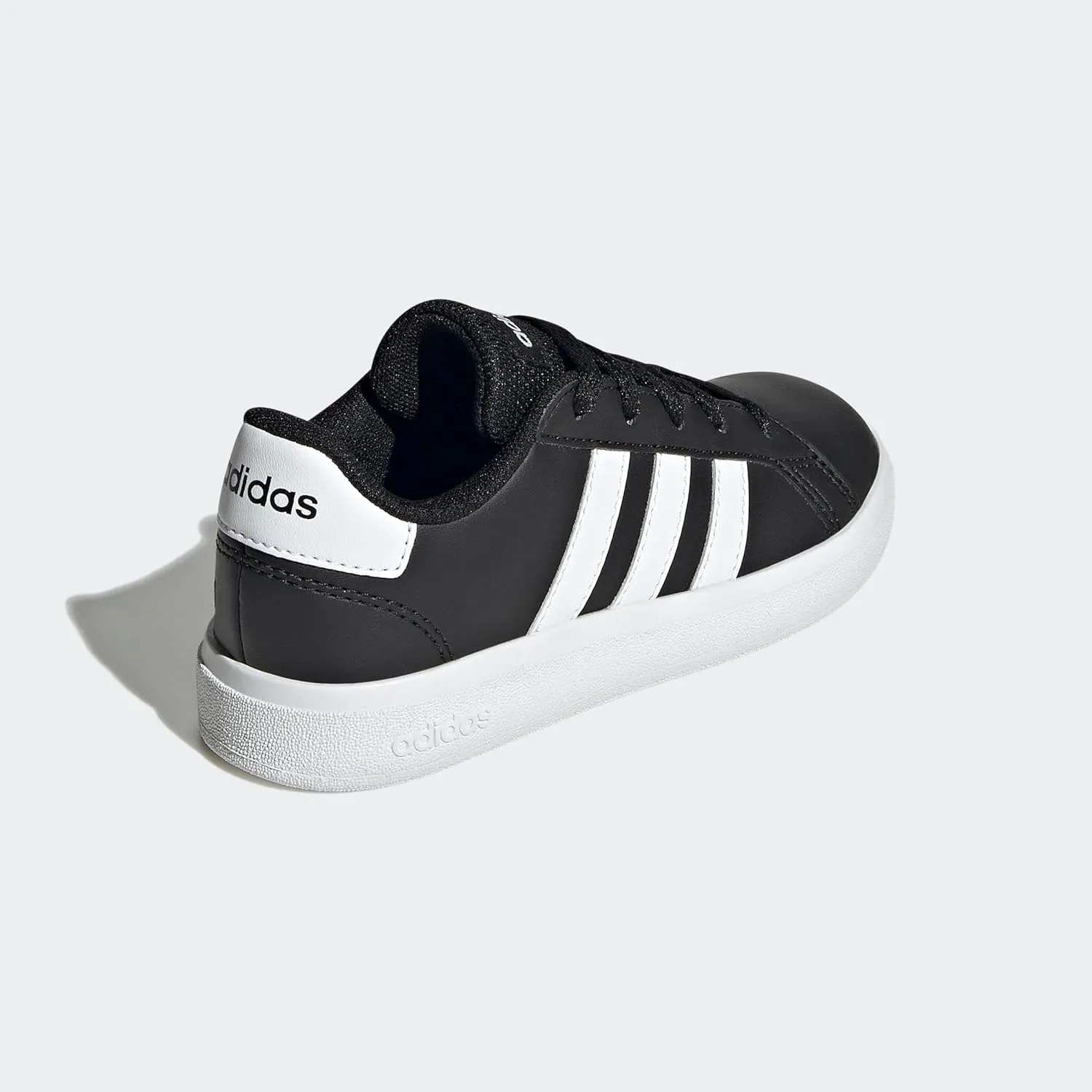 adidas Unisex-Child Grand Court 2.0 Sneaker
