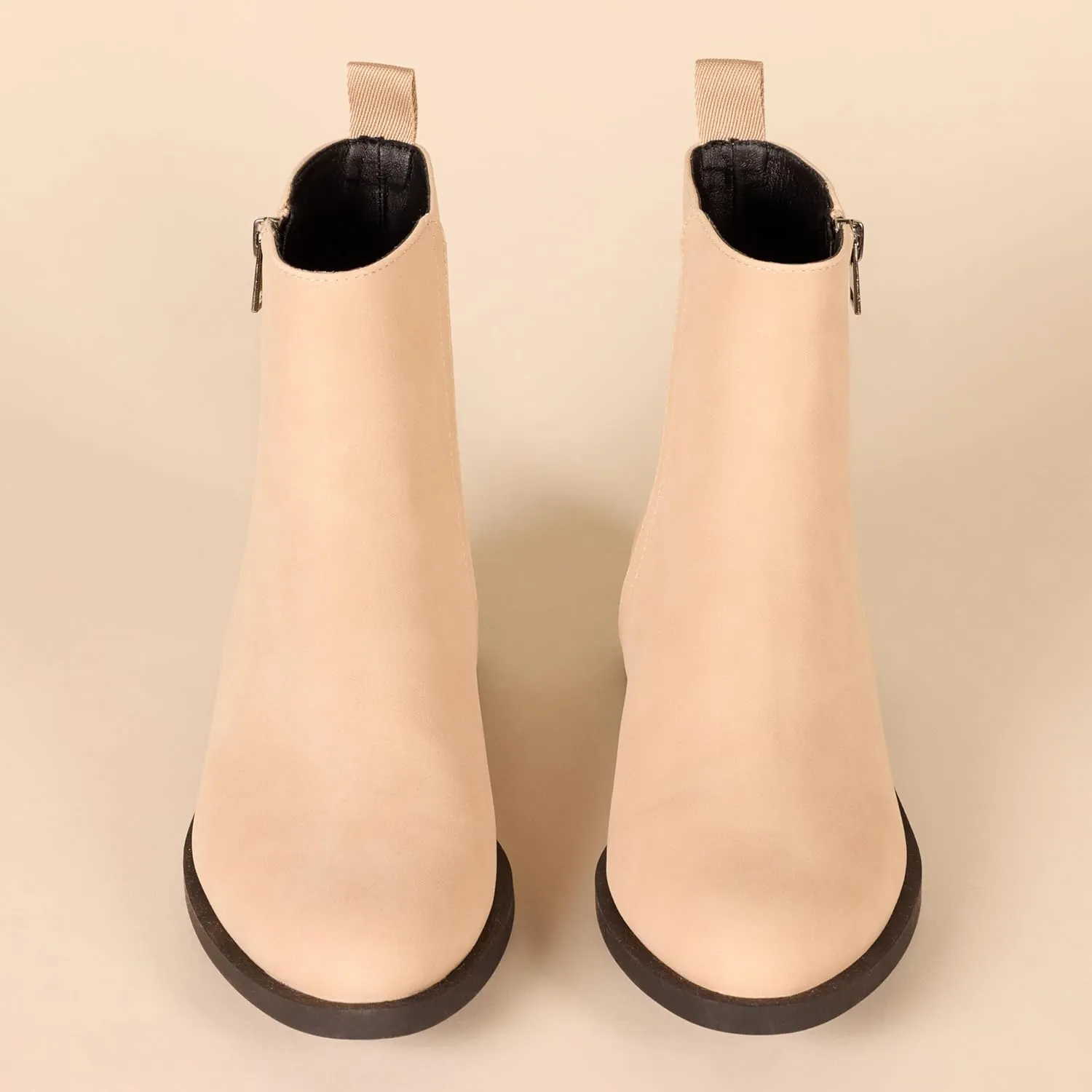 Amazon Essentials Women's Exterior Zip Flat Ankle Boot