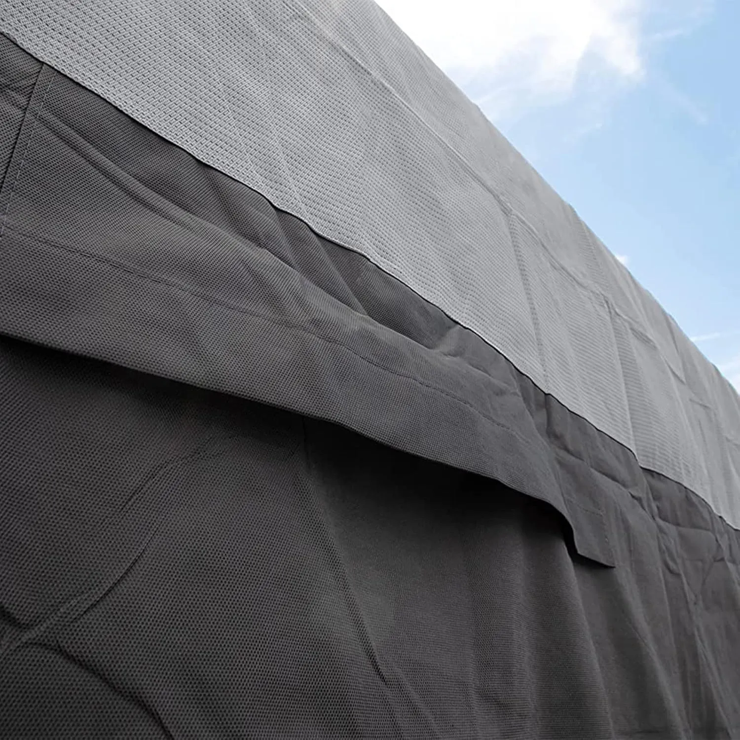 Camco ULTRAGuard Camper/RV Cover | Fits Slide-In Campers Up to 19' 8" | Features Zipper Entry Doors & Covered Air Vents | Crafted of Polypropylene | Storage Bag for RV Storage and Organization (45773)