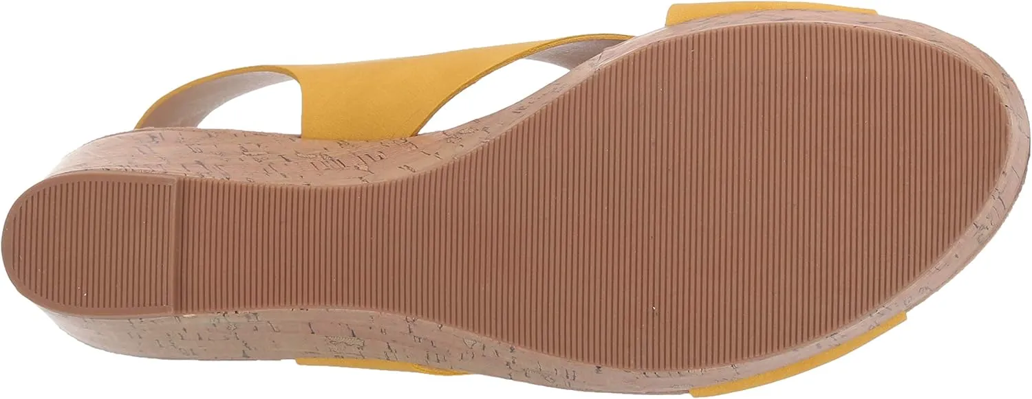 CL by Chinese Laundry Women's Wedge Sandal