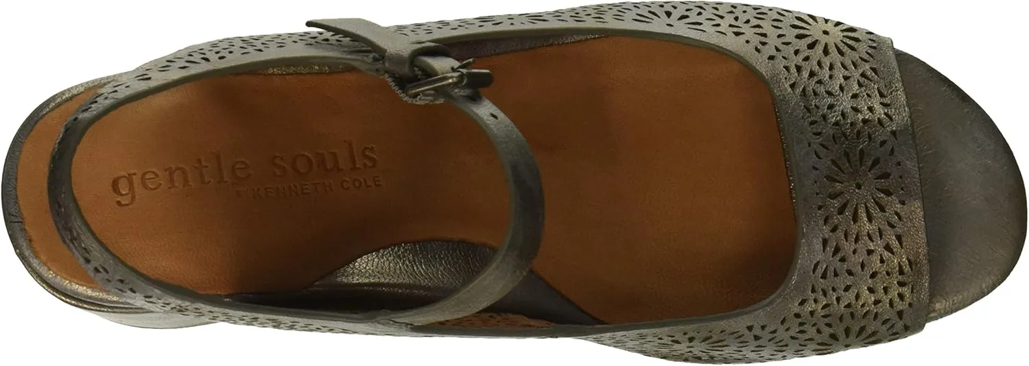 Gentle Souls by Kenneth Cole womens Cheryl 2 Peep Toe Sandal