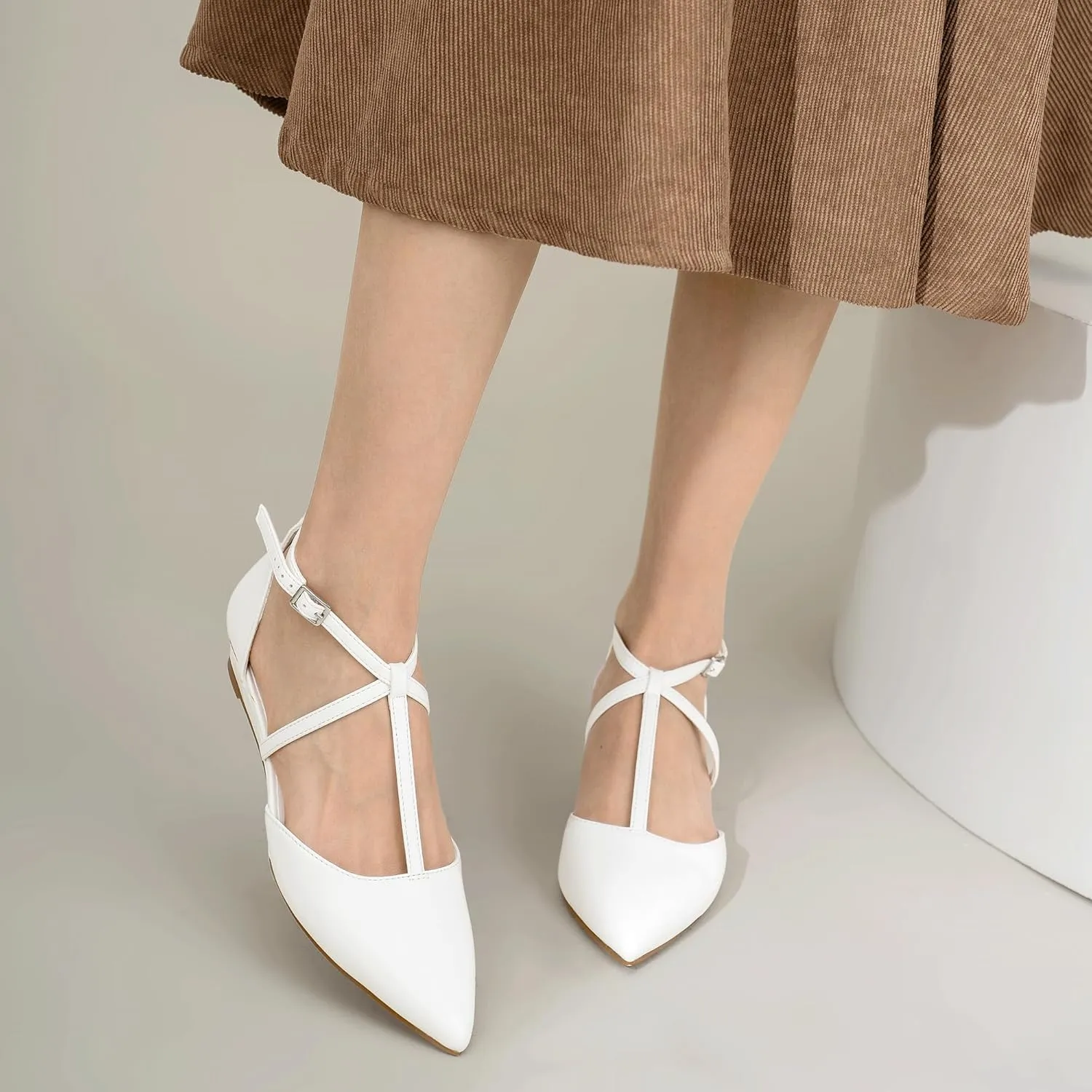 IDIFU Strappy Flat Shoes Pointed Closed Toe Dress Shoes for Women Buckle Ankle T Strap Wedge Flats Wedding Bride Bridal Guest Business Casual Office Prom Dressy Comfortable Formal Women's Flats Shoes
