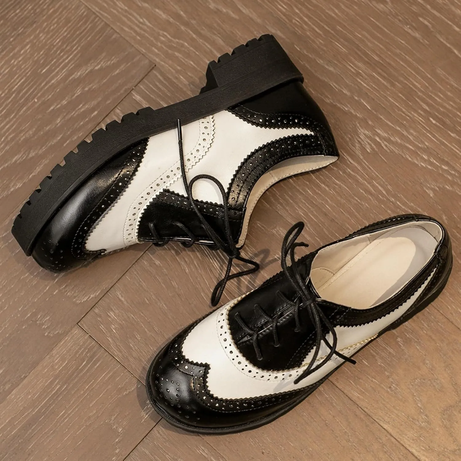 KysBloes Women Lace Up Platform Oxford Shoes Chunky Heel Wingtip Pumps Vintage Brogue Saddle Shoes