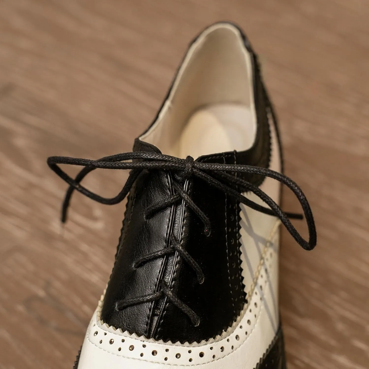KysBloes Women Lace Up Platform Oxford Shoes Chunky Heel Wingtip Pumps Vintage Brogue Saddle Shoes