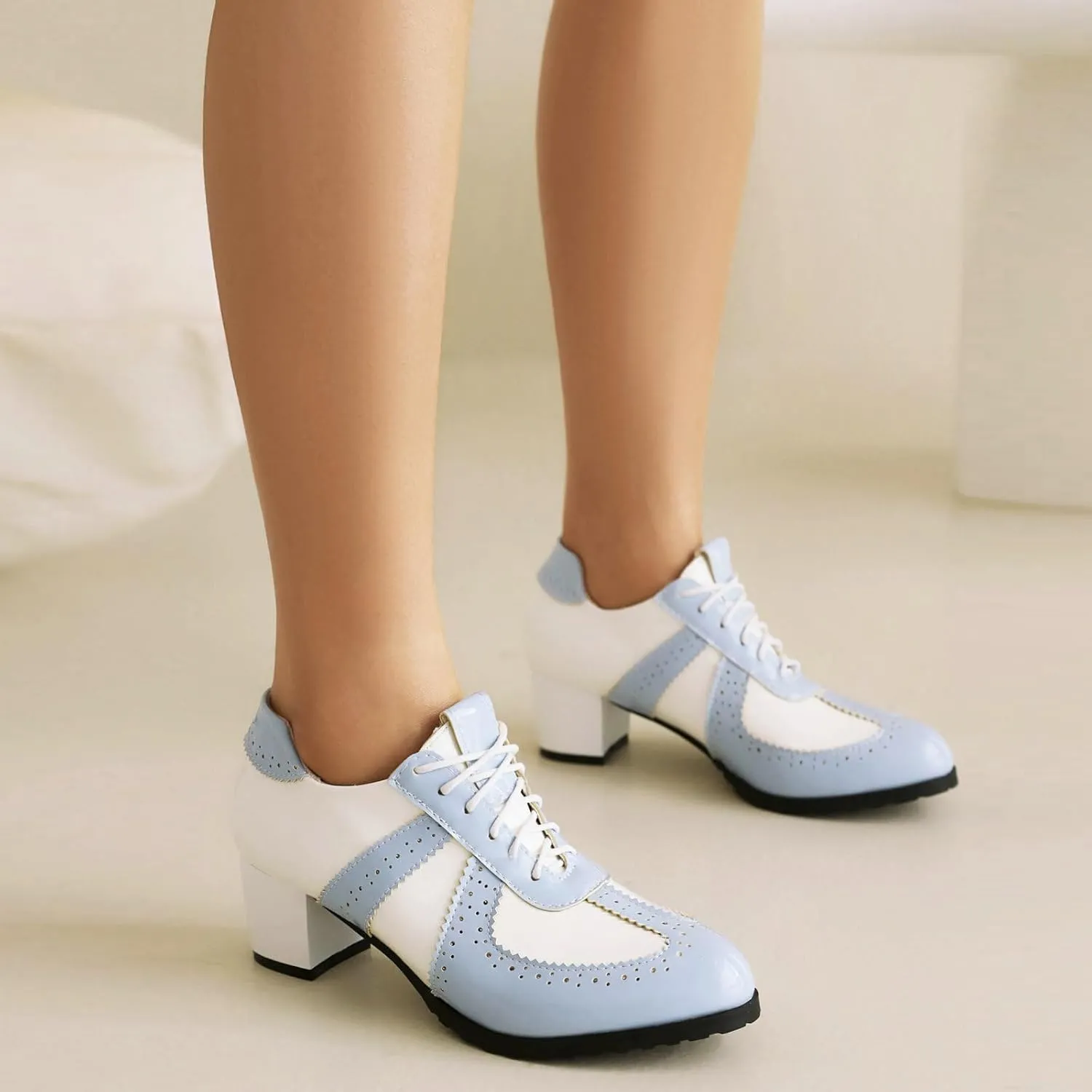 Women's Lace up Oxford Shoes Chunky Block Heel Wingtip Shoes Round Toe Vintage Brogue Shoes