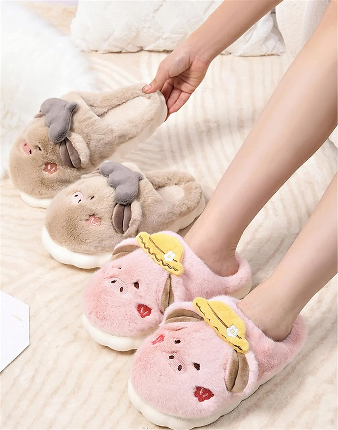 YILANLAN Women's Pink Pig Animal Slippers - Warm, Plush, Winter, Flat Heel, No Closure, Round Toe